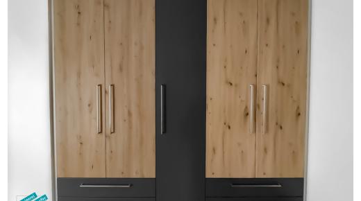 Garderobeneinbauschrank Asteiche und Graphitgrau Dekor