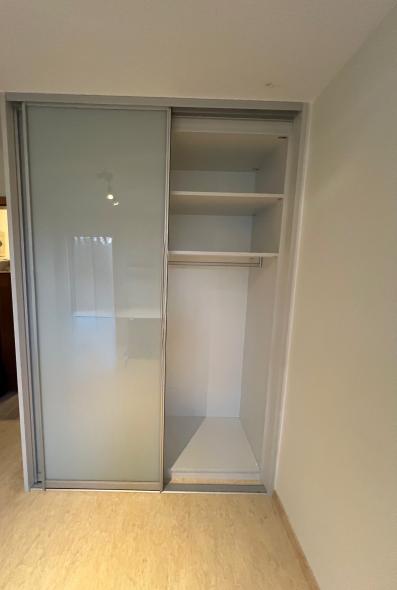 Gleittüren Kleiderschrank mit Floatglas Classic Gray 2
